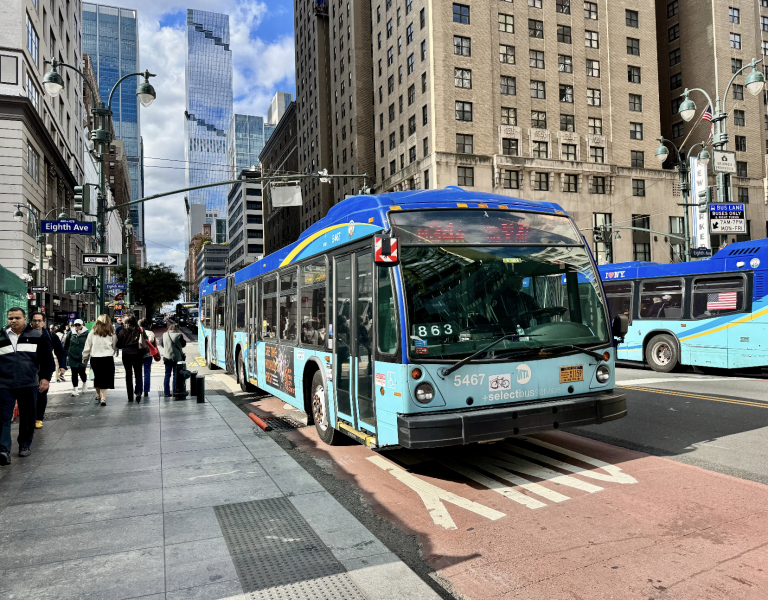 I Took City Buses Everywhere for a Week—Here’s What I Actually Learned