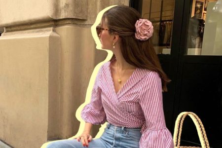 The French Girl Secret to Layering Pendants Without Tangling